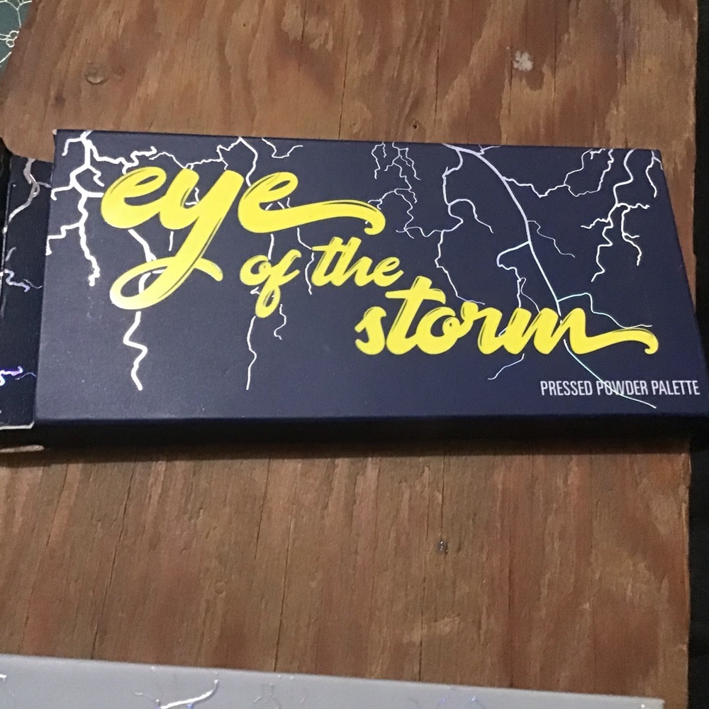 Authentic Kylie pallet eye of the storm rare